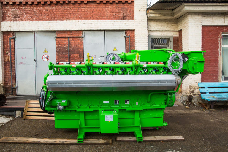 Engine installation