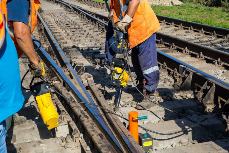 Tamping unit
